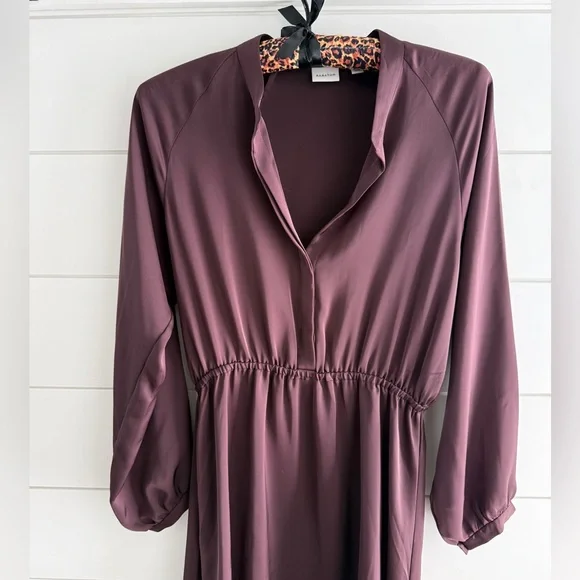 Aritzia Babaton Plum Long Sleeve Dress, Size Medium - Picture 3 of 10